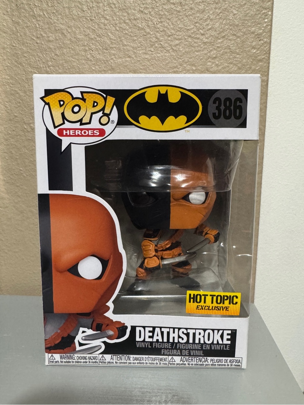 Deathstroke Funko Pop #386 Hot Topic Exclusive